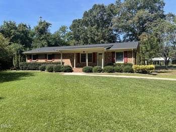 456 S Raleigh St, Angier, NC 27501