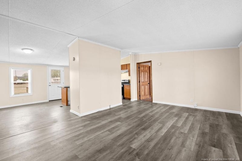 457 Baywood Rd, Fayetteville, NC 28312
