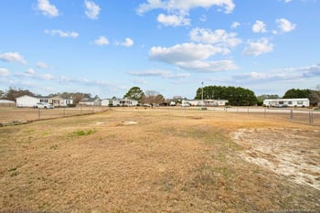 457 Baywood Rd, Fayetteville, NC 28312