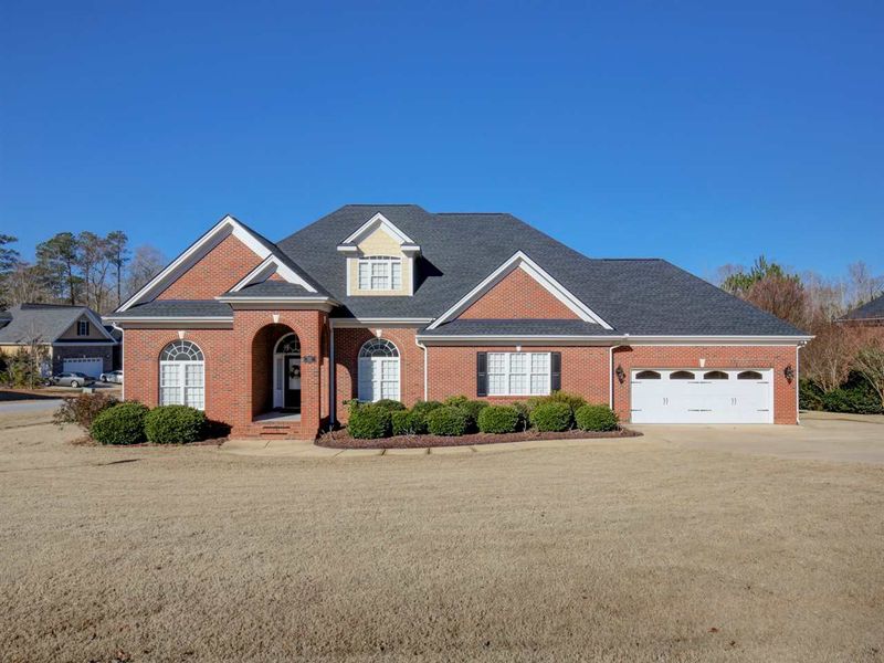 457 Kintyre Dr, Clayton, NC 27520