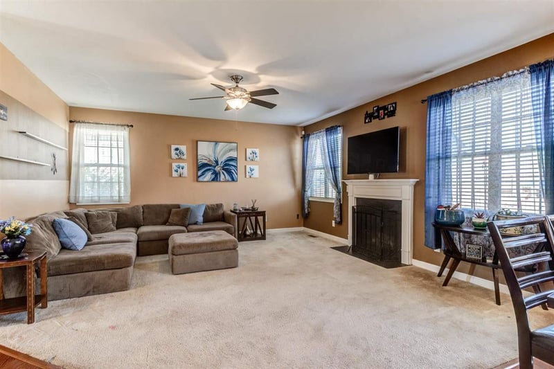 457 Oak Alley Trl, Clayton, NC 27527