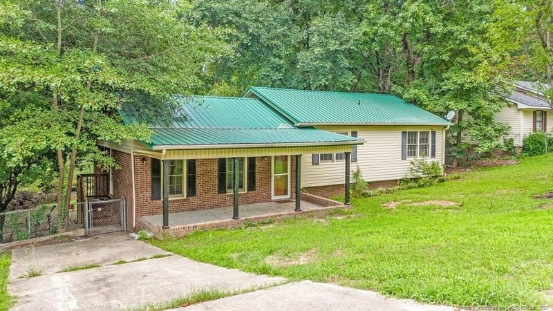 4572 Westfield Rd, Fayetteville, NC 28314