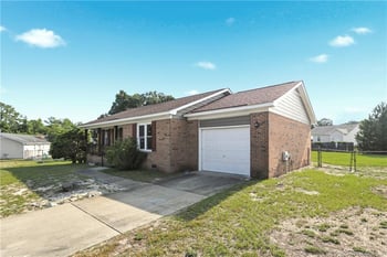 4579 Cripplecreek Ct, Fayetteville, NC 28306
