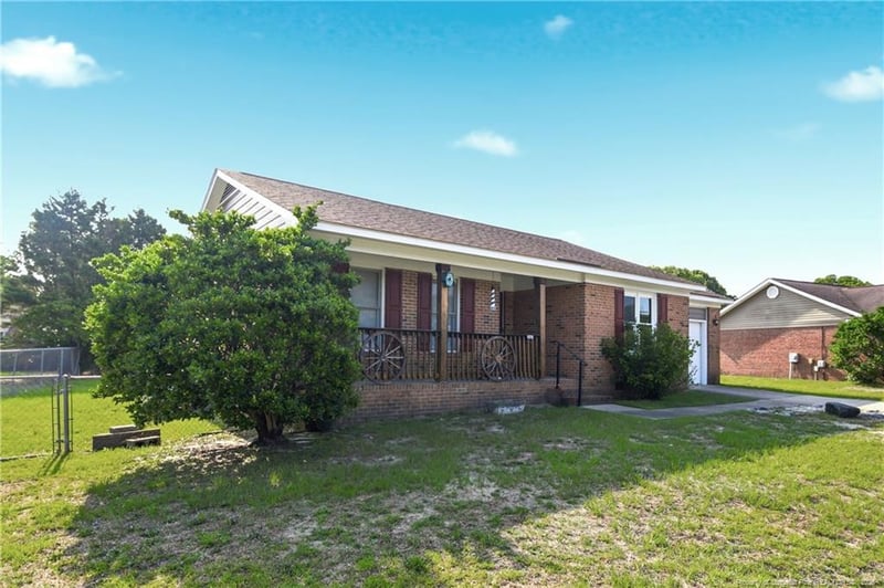 4579 Cripplecreek Ct, Fayetteville, NC 28306
