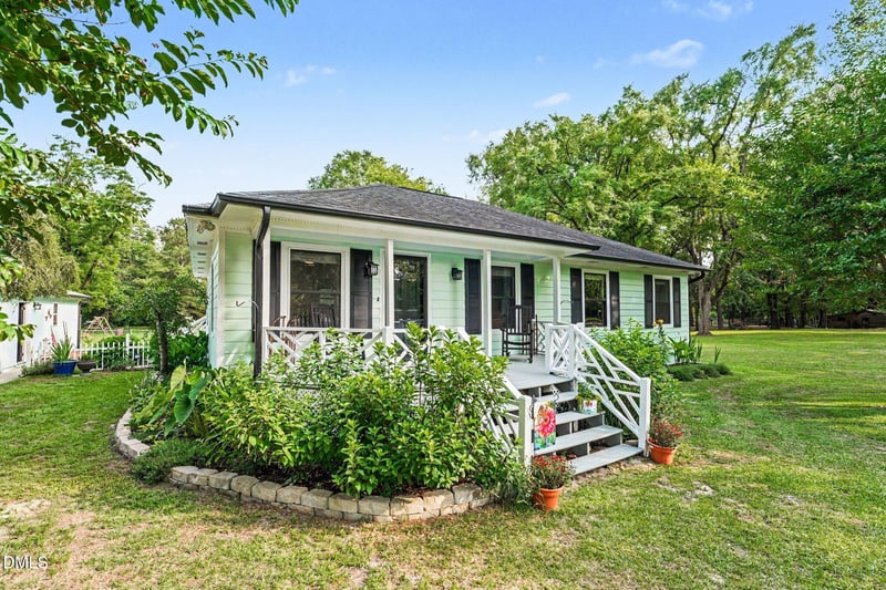 4580 Mill St, Hope Mills, NC 28348
