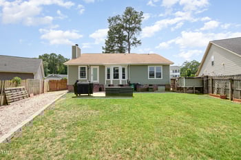 459 Brandermill Rd, Fayetteville, NC 28314
