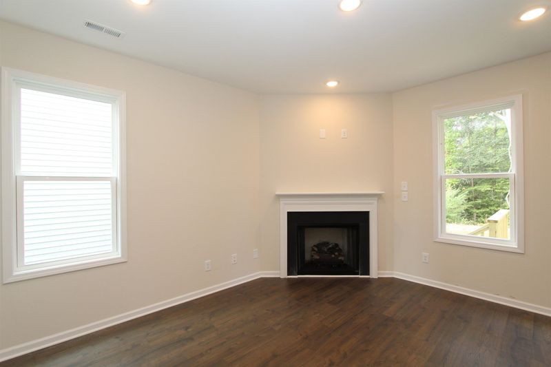459 Sturgeon St, Smithfield, NC 27577