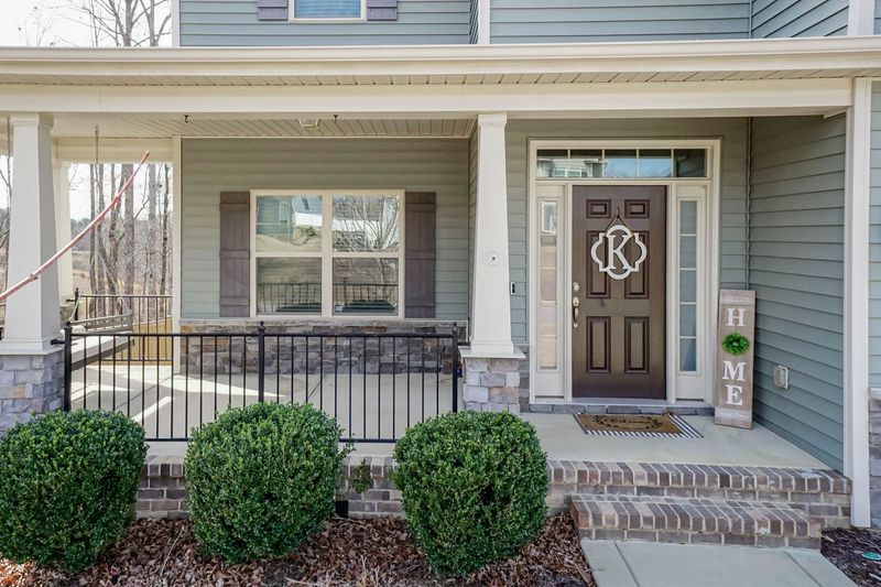 459 Whitebark Ln, Clayton, NC 27520