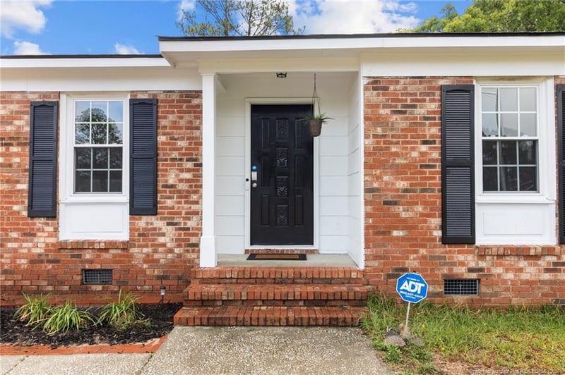 4590 Zinc Ct, Fayetteville, NC 28311