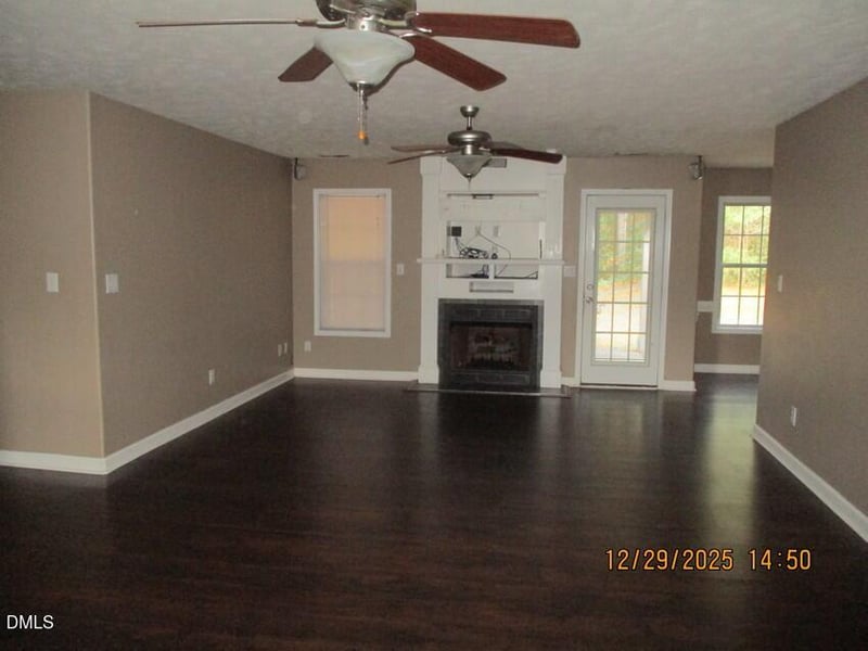 4591 Mill St, Hope Mills, NC 28348