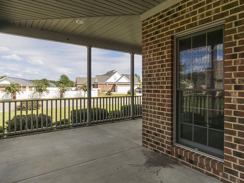 4597 Cornerstone Dr, Burlington, NC 27215