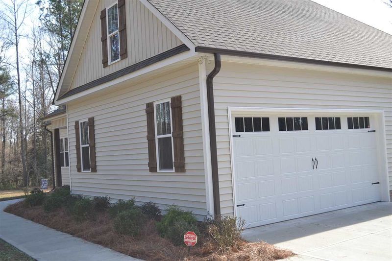 46 Admiralty Way, Zebulon, NC 27597
