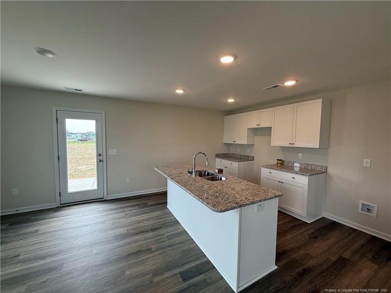 46 Baxley Dr, Dunn, NC 28334