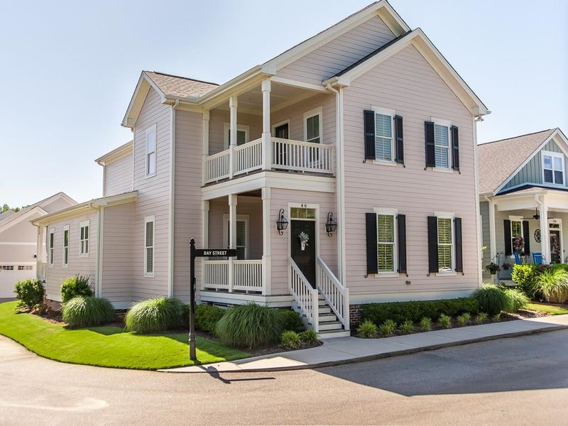 46 Bay St, Clayton, NC 27527
