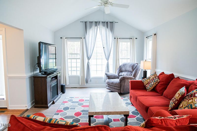 46 Beaver Crossing Rd, Roxboro, NC 27574