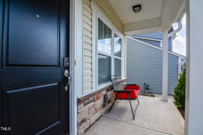 46 Curling Creek Dr, Clayton, NC 27527