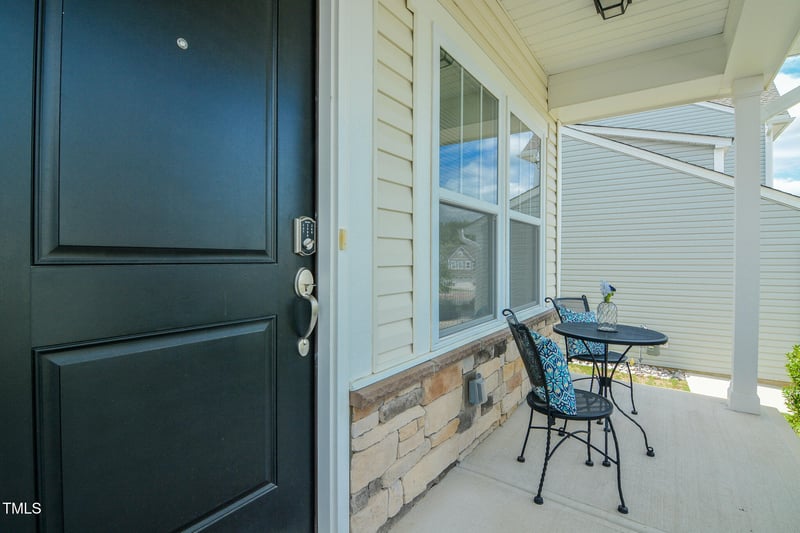 46 Curling Creek Dr, Clayton, NC 27527