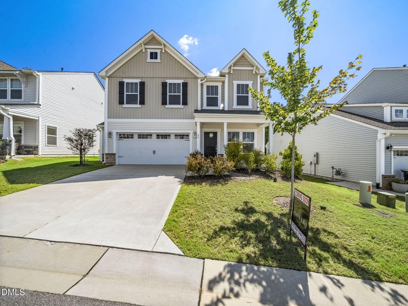46 Curling Creek Dr, Clayton, NC 27527