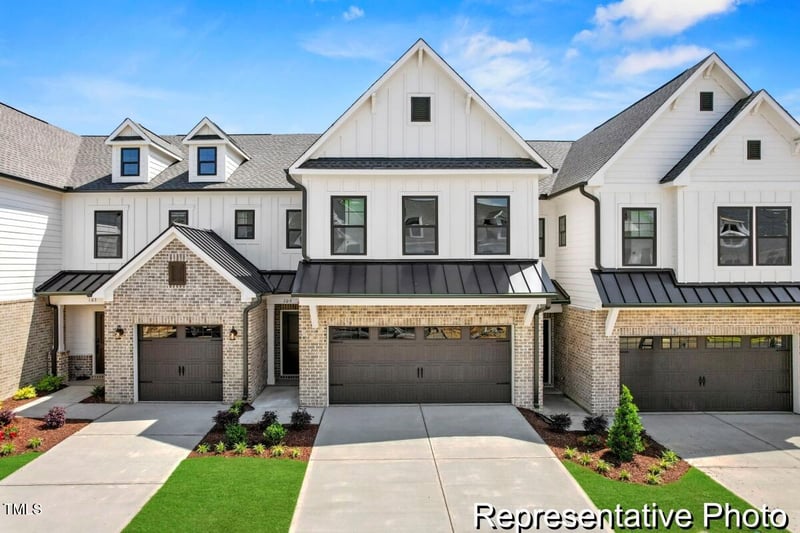46 District Ave #251, Clayton, NC 27527