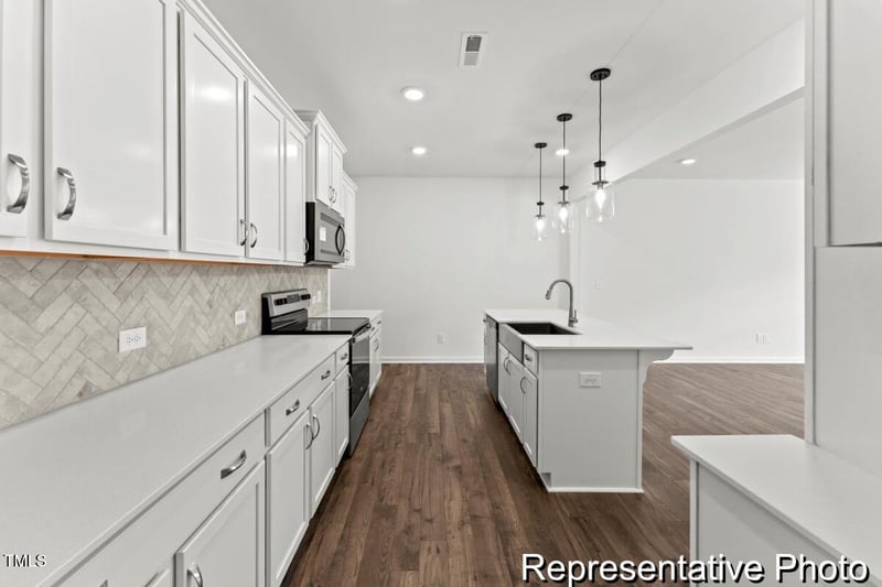 46 District Ave #251, Clayton, NC 27527