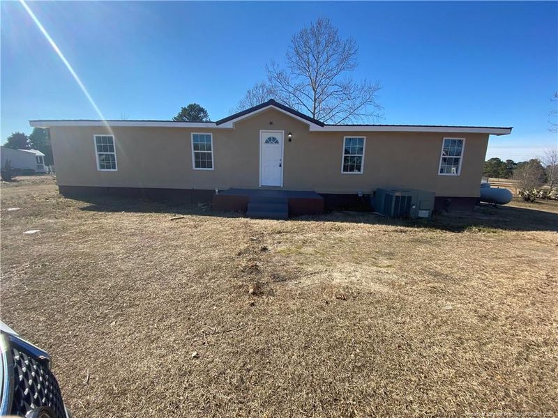 46 Endurance Ln, Dunn, NC 28334