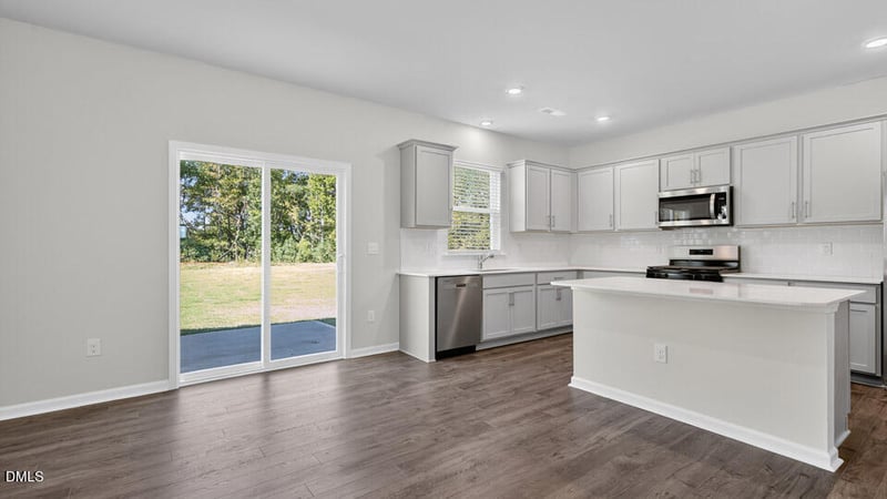 46 Esther Ct, Lillington, NC 27546