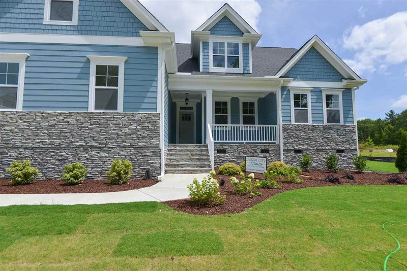 46 Old Hickory Dr, Raleigh, NC 27603