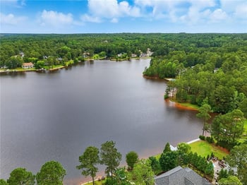 46 Wateredge Ln, Sanford, NC 27332
