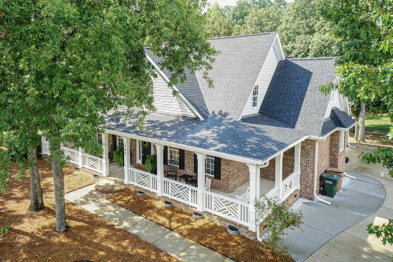 460 Crestdale Dr, Clayton, NC 27520