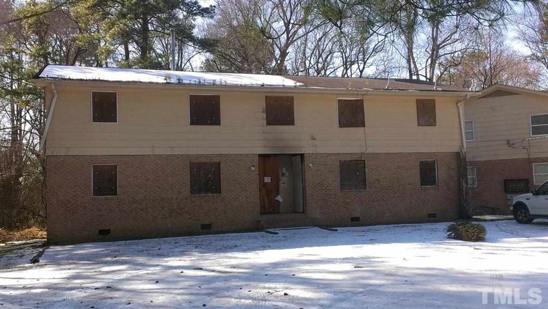 460 Dacian Rd, Raleigh, NC 27610