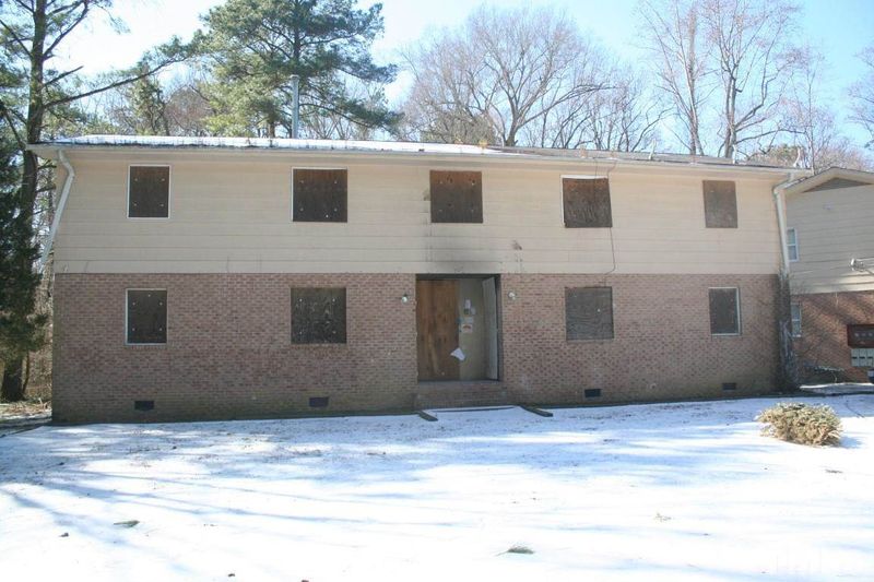 460 Dacian Rd, Raleigh, NC 27610