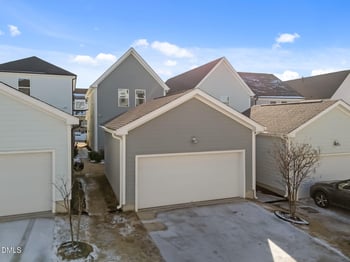 460 Douglas Falls Dr, Wendell, NC 27591