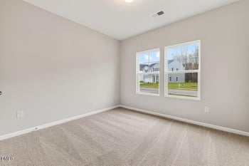 460 Hallingsfield Way, Zebulon, NC 27597