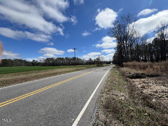 460 Johnston County Rd, Benson, NC 27504
