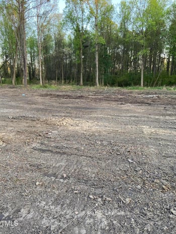 460 Johnston County Rd, Benson, NC 27504