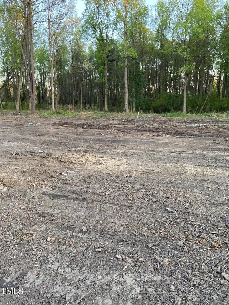 460 Johnston County Rd, Benson, NC 27504