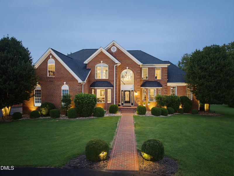 4600 Scottland Dr, Mebane, NC 27302