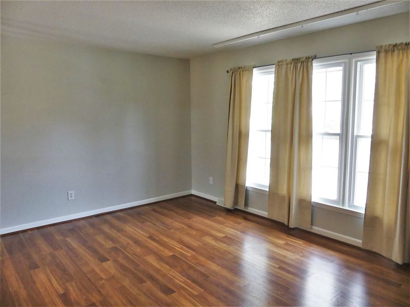 4601 Paisley Pl, Raleigh, NC 27604