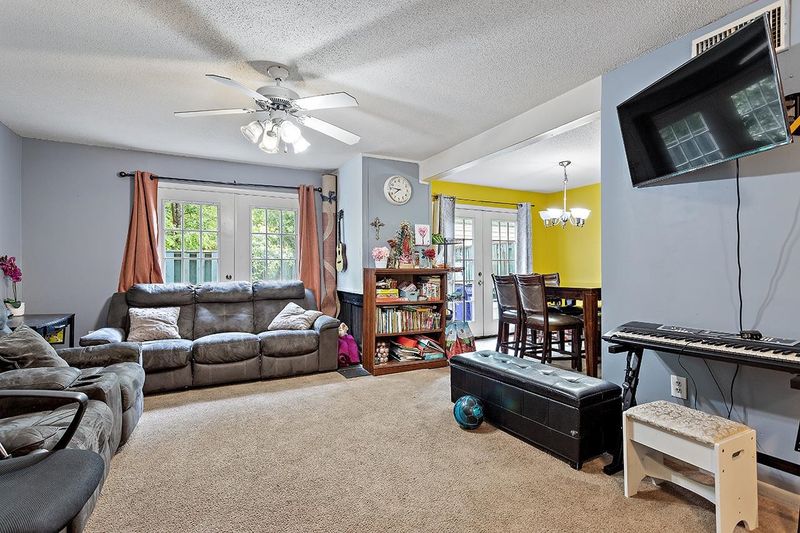 4602-C Millstone Dr #C, Raleigh, NC 27604