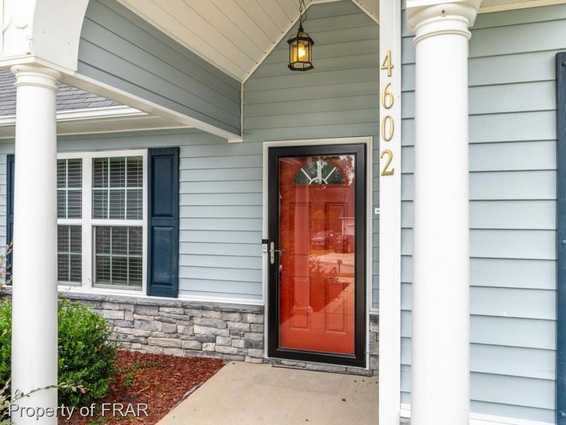 4602 Cedar Pass Dr, Hope Mills, NC 28348