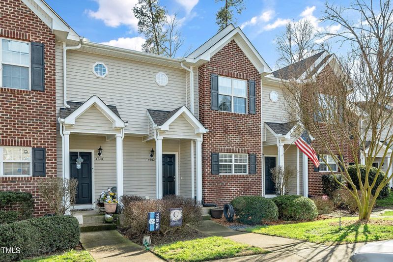4602 Centrebrook Cir, Raleigh, NC 27616