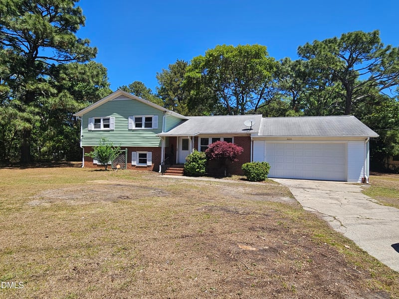 4603 Rosehill Rd, Fayetteville, NC 28311