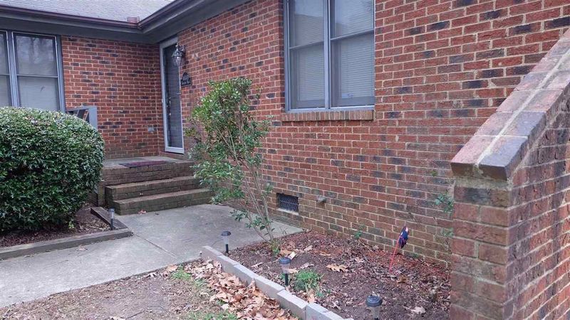 4604 Brockton Dr #D, Raleigh, NC 27604