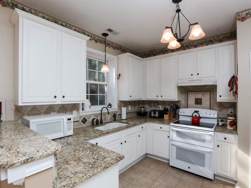 4604 Drewbridge Way, Raleigh, NC 27604