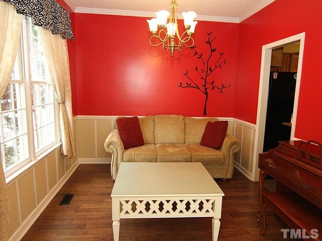 4604 Easthampton Dr, Raleigh, NC 27604