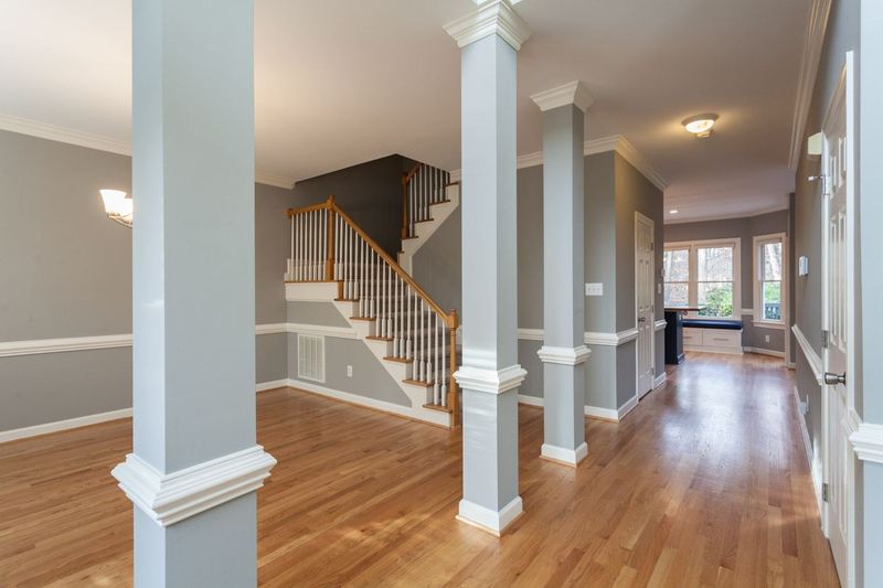 4604 Grenadine Ct, Raleigh, NC 27612