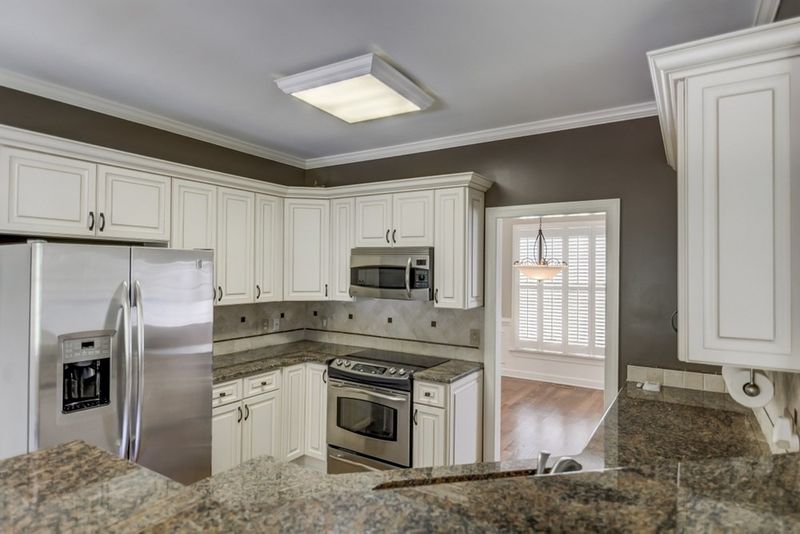 4604 Groundnut Ct, Raleigh, NC 27613