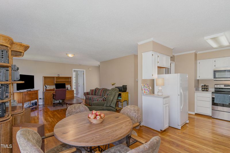 4604 Hopewood Dr, Graham, NC 27253