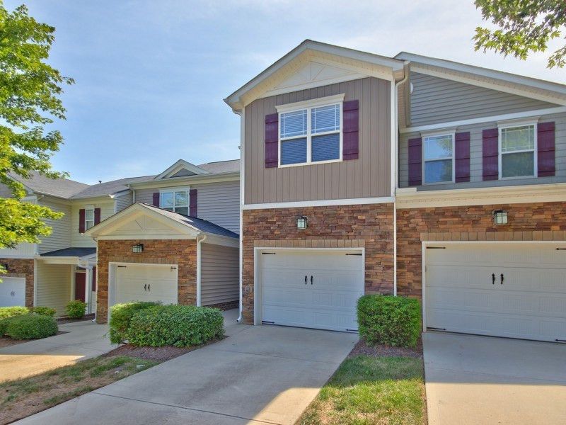 4604 Merendino St, Raleigh, NC 27606