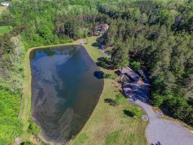 4604 W Millstone Dr, Burlington, NC 27215